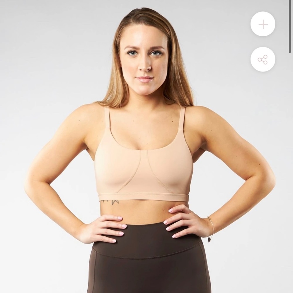BuffBunny spin sports bra